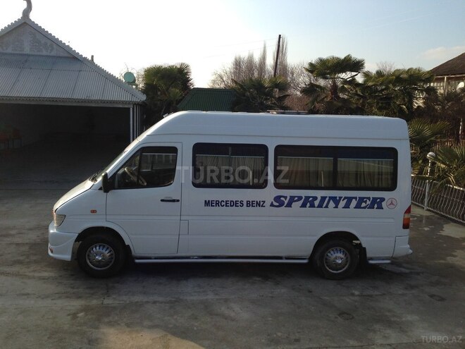 Mercedes Sprinter 208 1995, 272,737 km - 2.9 l - Bakı