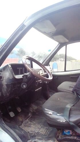 GAZ 3302-744 2000, 220,000 km - 2.4 l - Bakı