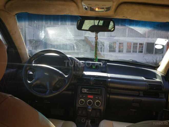 Land Rover Freelander 2002, 288,000 km - 2.5 l - Qax