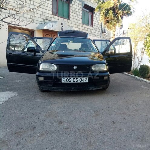 Volkswagen Golf 1994, 155,873 km - 2.0 л - Bərdə