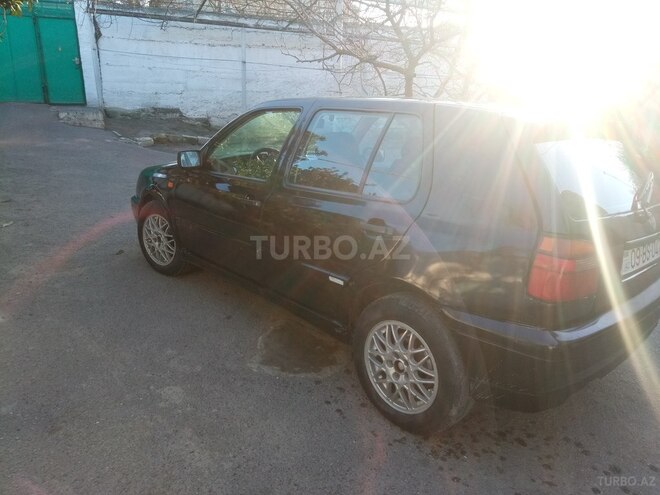 Volkswagen Golf 1994, 155,873 km - 2.0 л - Bərdə