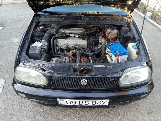 Volkswagen Golf 1994, 155,873 km - 2.0 л - Bərdə