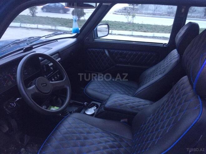 LADA (VAZ) Niva 2015, 47,000 km - 1.7 л - Quba