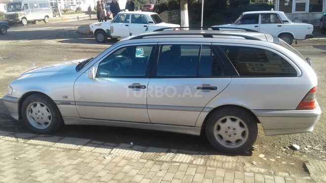 Mercedes C 180 2000, 433,885 km - 1.8 l - Masallı