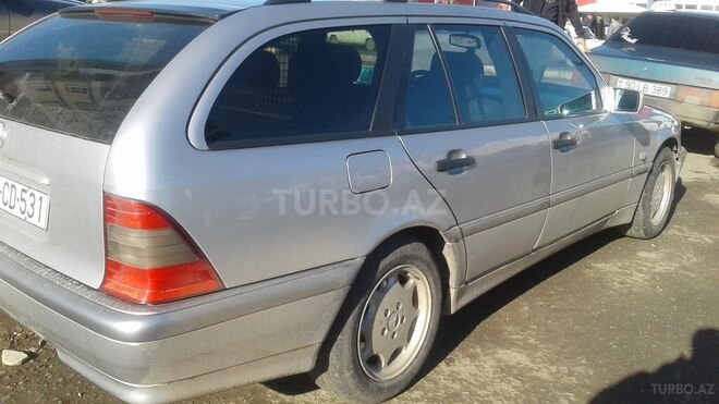 Mercedes C 180 2000, 433,885 km - 1.8 l - Masallı
