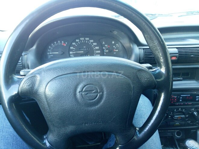 Opel Astra 1994, 493,277 km - 1.8 l - Bakı