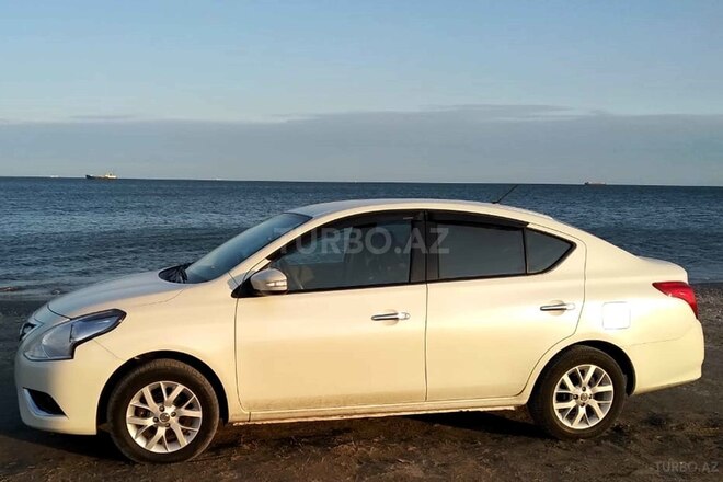 Nissan Sunny 2015, 75,000 km - 1.5 l - Bakı