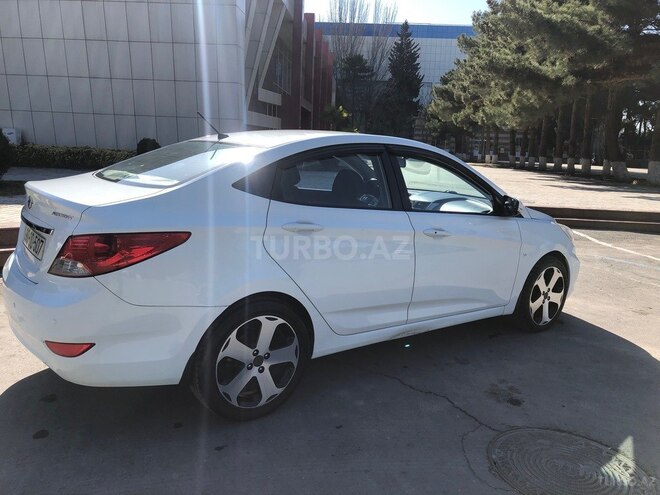 Hyundai Accent 2011, 146,290 km - 1.6 l - Sumqayıt