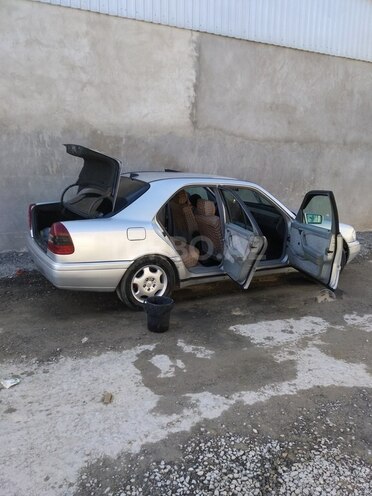 Mercedes C 180 1993, 430,000 km - 1.8 л - Bakı