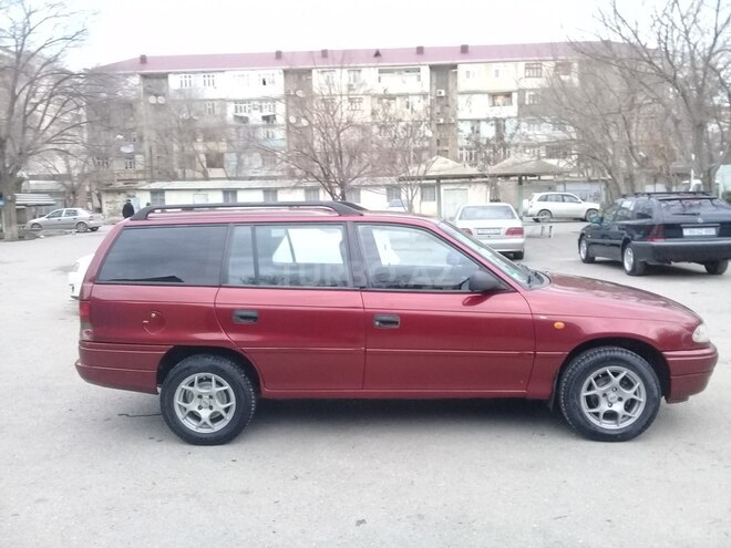 Opel Astra 1997, 569,000 km - 1.6 l - Sumqayıt