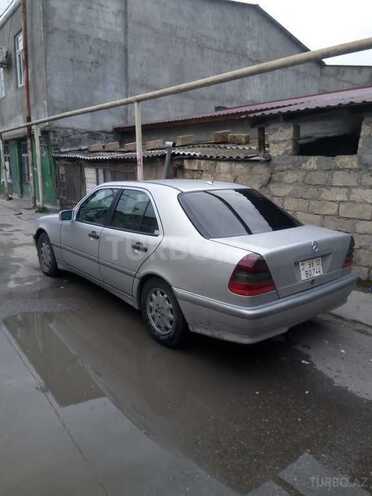 Mercedes C 230 2000, 227,000 km - 2.3 л - Bakı
