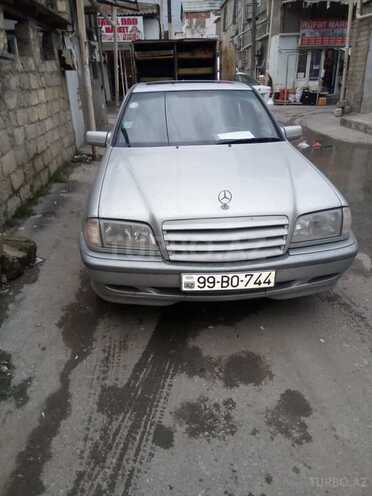 Mercedes C 230 2000, 227,000 km - 2.3 л - Bakı