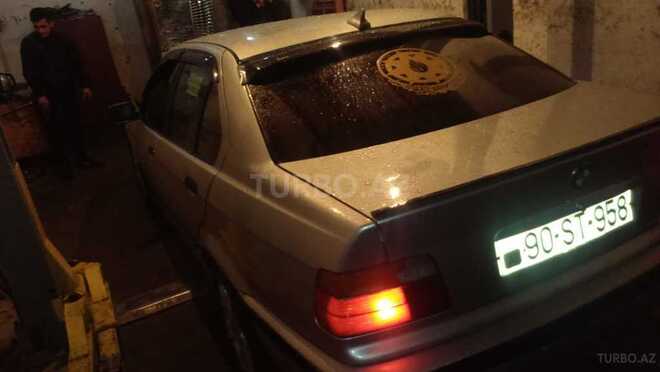 BMW 318 1991, 340,000 km - 1.8 l - Bakı