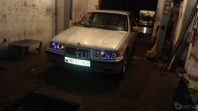 BMW 318 1991, 340,000 km - 1.8 l - Bakı