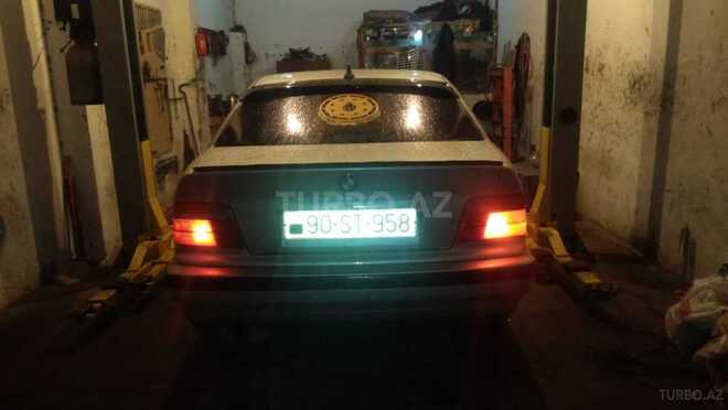 BMW 318 1991, 340,000 km - 1.8 l - Bakı