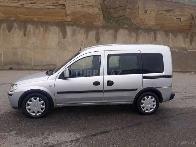 Opel Combo 2009, 250,000 km - 1.4 l - Bakı