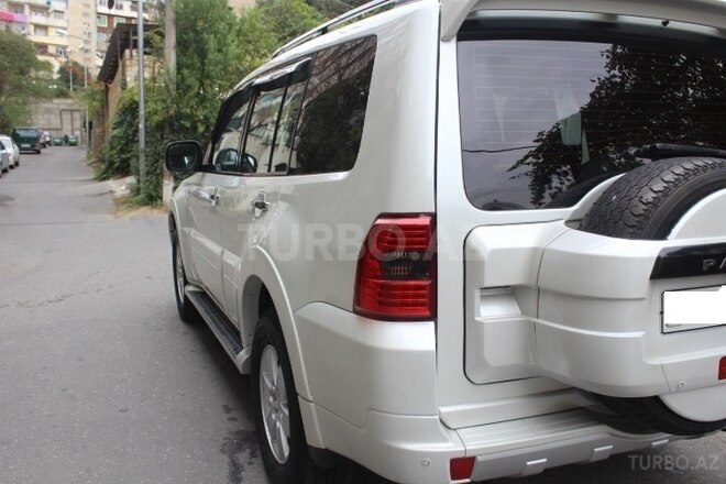 Mitsubishi Pajero 2008, 157,000 km - 3.0 l - Bakı