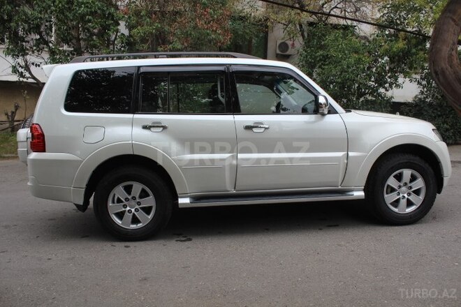 Mitsubishi Pajero 2008, 157,000 km - 3.0 l - Bakı