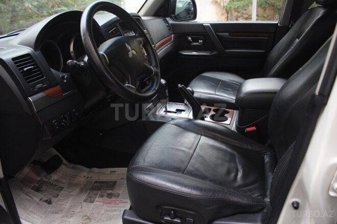 Mitsubishi Pajero 2008, 157,000 km - 3.0 l - Bakı