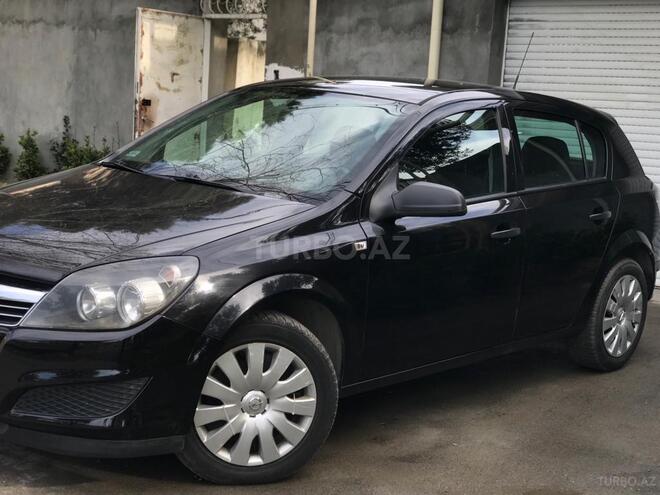 Opel Astra 2010, 250,000 km - 1.3 l - Bakı