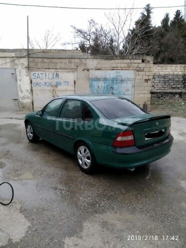 Opel Vectra 1997, 190,000 km - 1.8 l - Sumqayıt