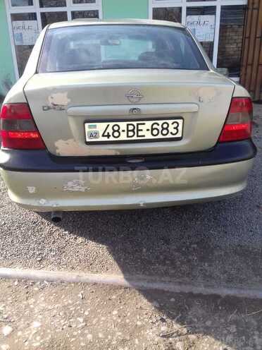Opel Vectra 1996, 2,563,321 km - 2.0 l - Oğuz