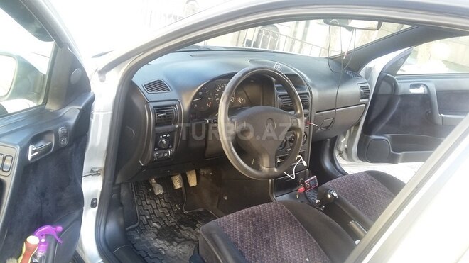 Opel Astra 2001, 215,000 km - 1.6 l - Bakı