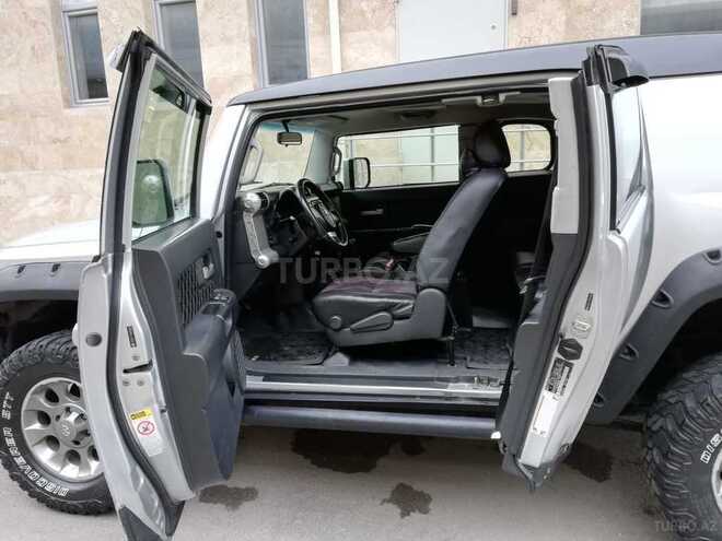 Toyota FJ Cruiser 2008, 170,000 km - 4.0 l - Bakı