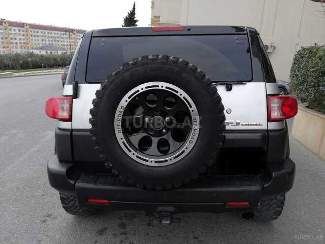 Toyota FJ Cruiser 2008, 170,000 km - 4.0 l - Bakı
