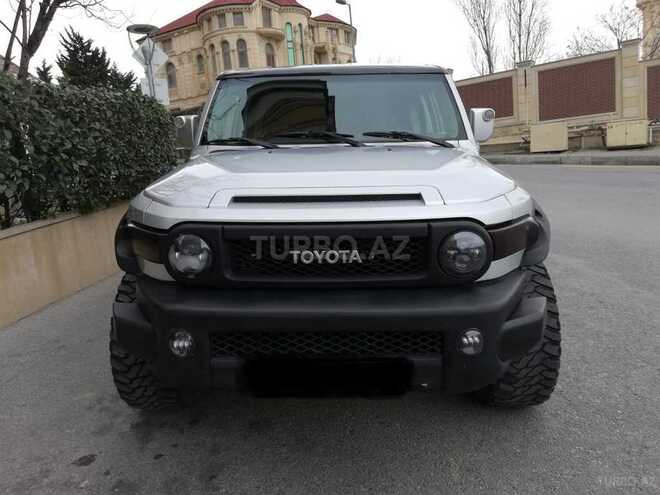 Toyota FJ Cruiser 2008, 170,000 km - 4.0 l - Bakı