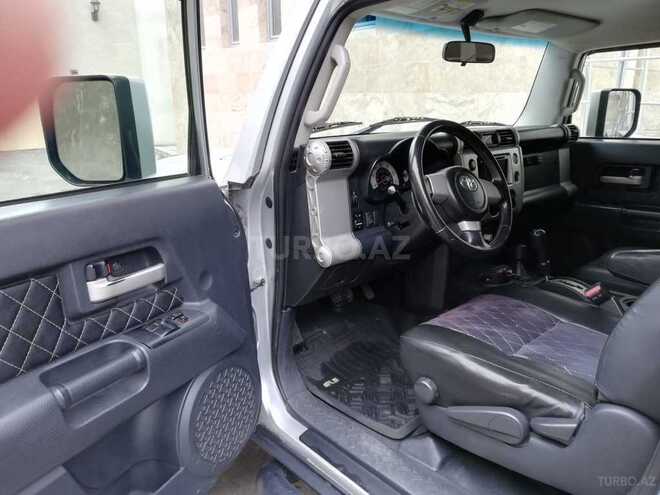 Toyota FJ Cruiser 2008, 170,000 km - 4.0 l - Bakı