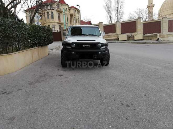 Toyota FJ Cruiser 2008, 170,000 km - 4.0 l - Bakı
