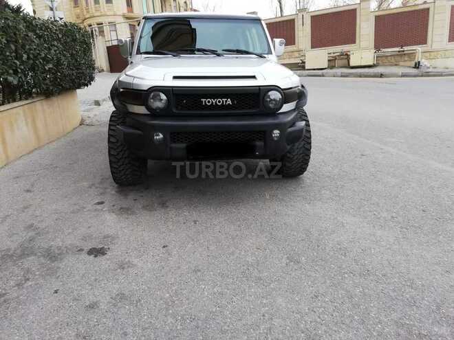 Toyota FJ Cruiser 2008, 170,000 km - 4.0 l - Bakı
