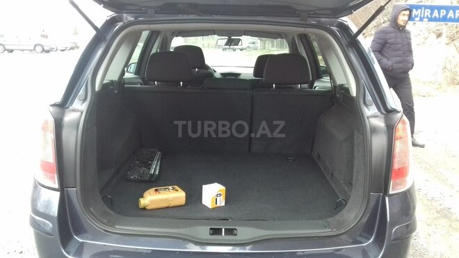 Opel Astra 2009, 172,000 km - 1.4 л - İsmayıllı