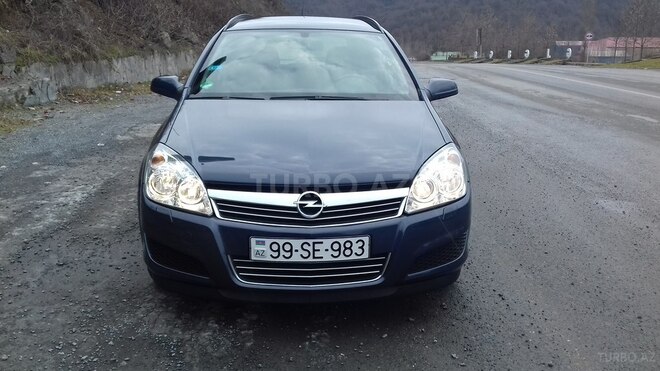 Opel Astra 2009, 172,000 km - 1.4 л - İsmayıllı