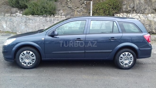 Opel Astra 2009, 172,000 km - 1.4 л - İsmayıllı