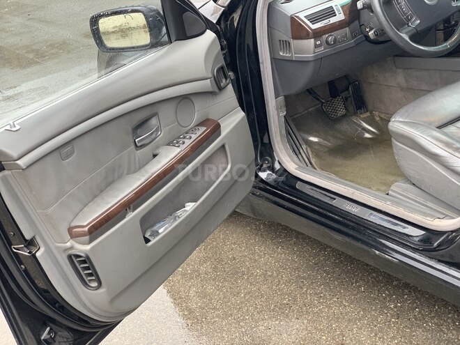 BMW 745 2004, 200,000 km - 4.4 l - Bakı