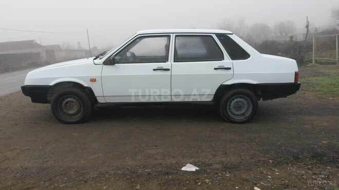 LADA (VAZ) 21099 1993, 22,600 km - 1.5 l - Şirvan