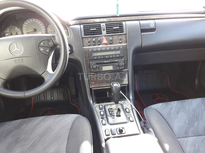 Mercedes E 270 2000, 241,500 km - 2.7 l - Bakı