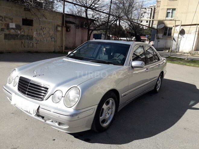 Mercedes E 270 2000, 241,500 km - 2.7 l - Bakı