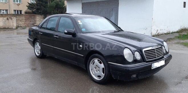 Mercedes E 240 1999, 227,350 km - 2.4 l - Sumqayıt