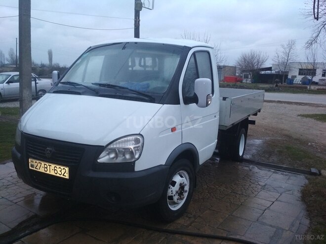 GAZ  2003, 120,000 km - 2.3 l - Xudat