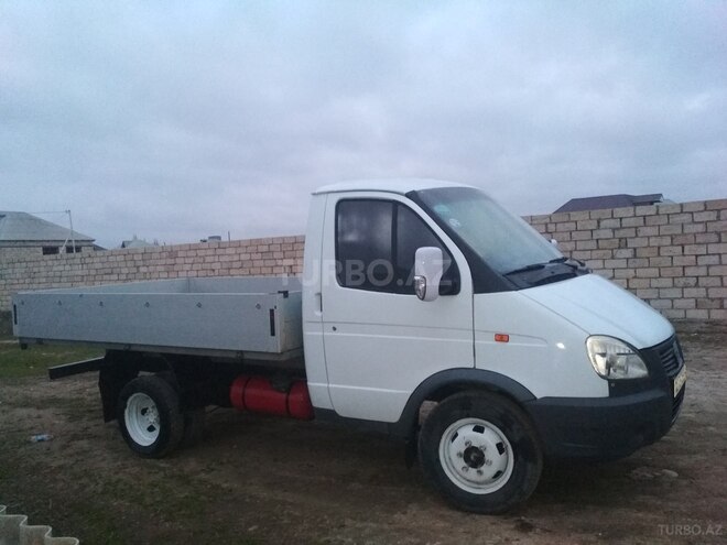 GAZ  2003, 120,000 km - 2.3 l - Xudat