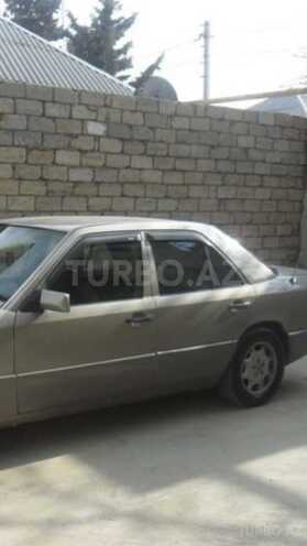 Mercedes E 220 1992, 3,200 km - 0.2 l - Bakı
