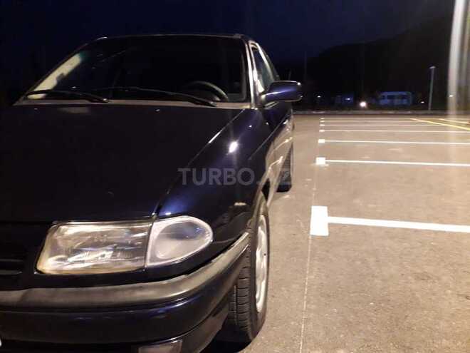 Opel Astra 1995, 563,000 km - 2.0 л - Şəki