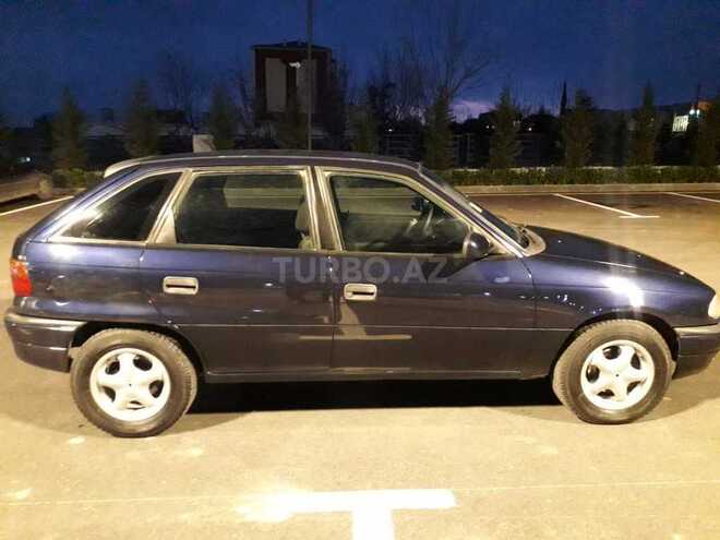 Opel Astra 1995, 563,000 km - 2.0 л - Şəki