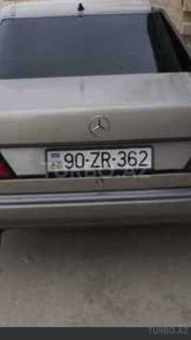 Mercedes E 220 1992, 3,200 km - 0.2 l - Bakı