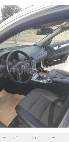 Mercedes C 220 2010, 187,900 km - 2.2 l - Naftalan