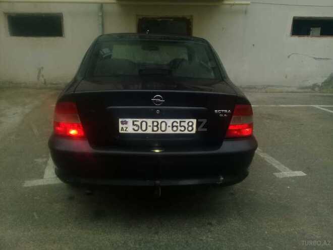 Opel Vectra 1997, 270,000 km - 2.0 l - Bakı