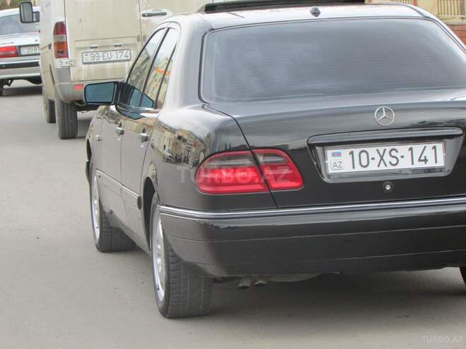 Mercedes E 240 1999, 216,785 km - 2.4 l - Gəncə